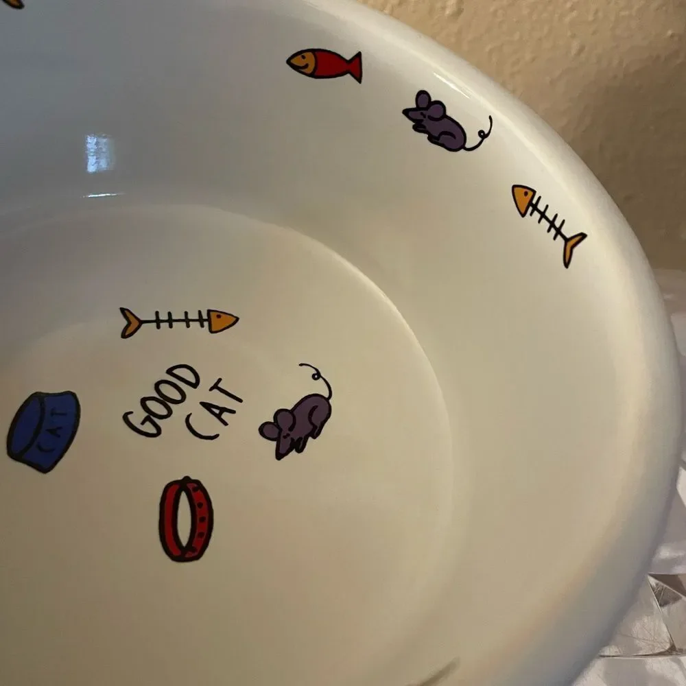 Signature The Good Cat Cat Dish & Meowy Christmas Fish Shaped Cat Dish